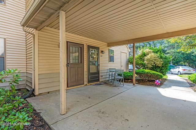 906 Morning Glory Court, Jackson, NJ 08527