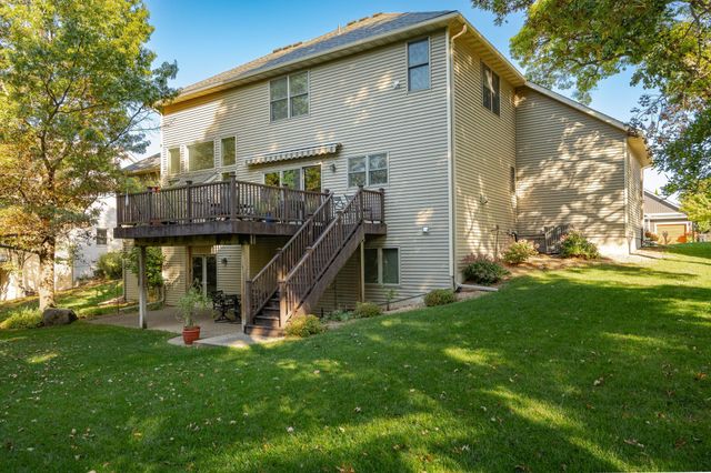 1520 Monterey Lane SW, Rochester, MN 55902