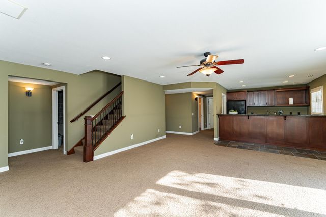 1520 Monterey Lane SW, Rochester, MN 55902