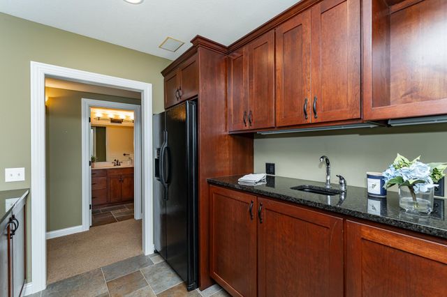 1520 Monterey Lane SW, Rochester, MN 55902