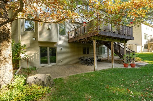 1520 Monterey Lane SW, Rochester, MN 55902