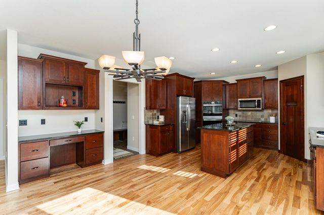 1520 Monterey Lane SW, Rochester, MN 55902