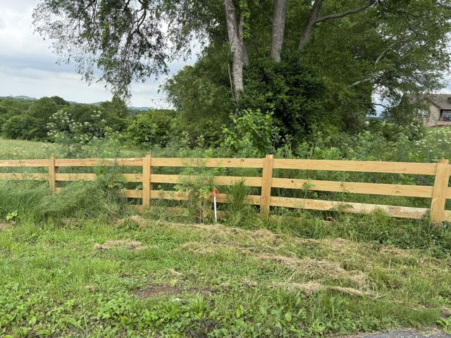 1024 Peak Dr, Castalian Springs, TN 37031