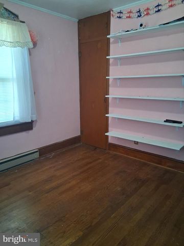 258 WARM SPRINGS AVE, Martinsburg, WV 25404
