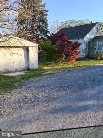 258 WARM SPRINGS AVE, Martinsburg, WV 25404