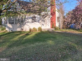 258 WARM SPRINGS AVE, Martinsburg, WV 25404