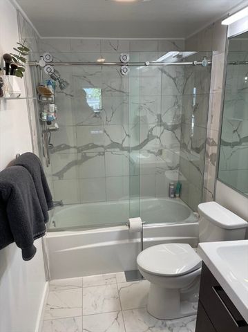 258 Everett 3, Boston, MA 02128
