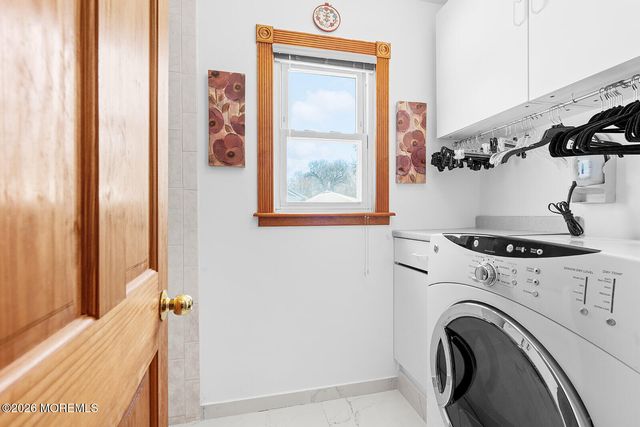 42 Lake Boulevard, Aberdeen, NJ 07747