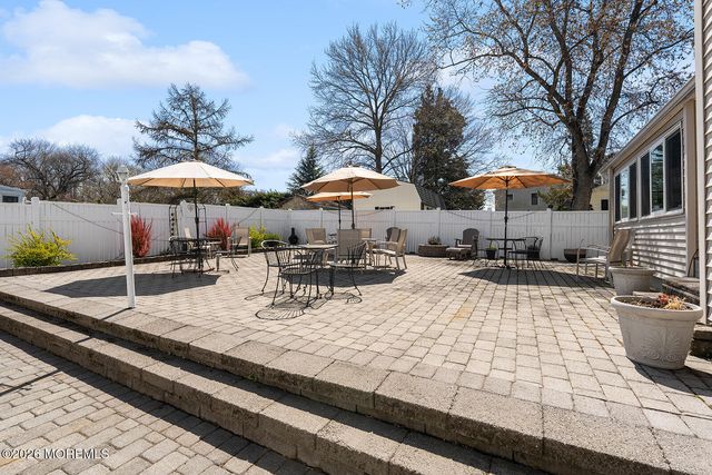 42 Lake Boulevard, Aberdeen, NJ 07747