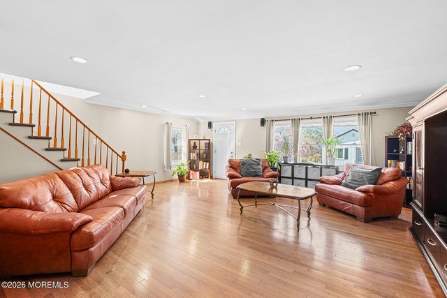 42 Lake Boulevard, Aberdeen, NJ 07747