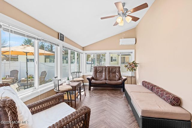 42 Lake Boulevard, Aberdeen, NJ 07747