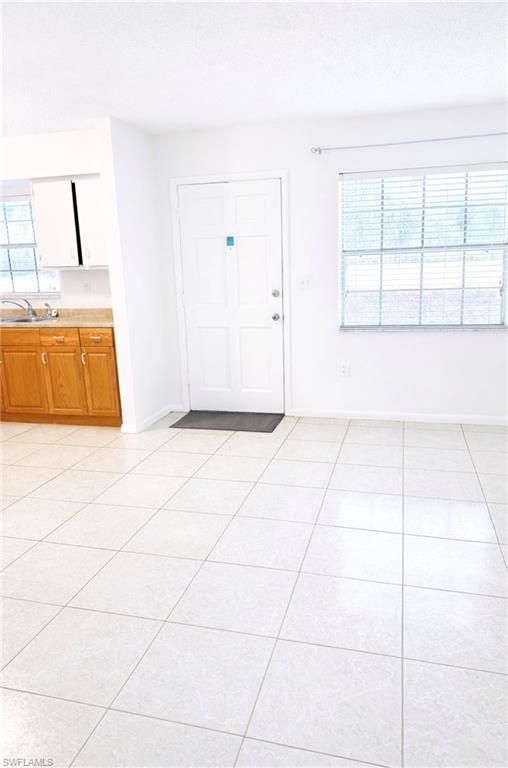 3325 Airport RD N # F1, Naples, FL 34105