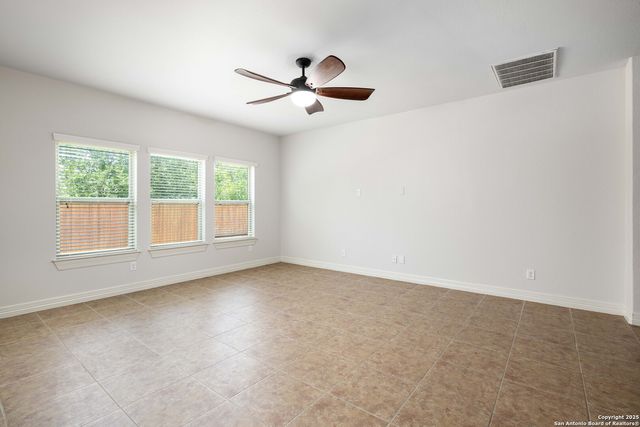 680 Peacock Lane, New Braunfels, TX 78130