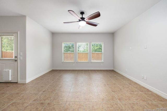 680 Peacock Lane, New Braunfels, TX 78130