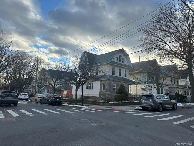 85-20 85th Road, Woodhaven, NY 11421