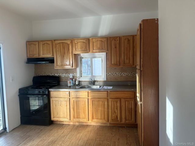 85-20 85th Road, Woodhaven, NY 11421