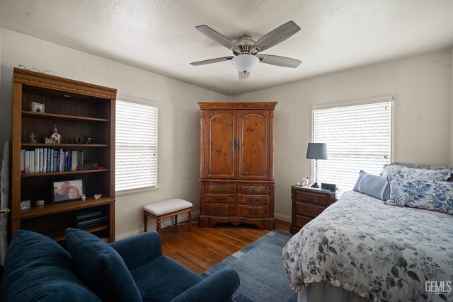 172 La Mesa Drive, Bakersfield, CA 93305