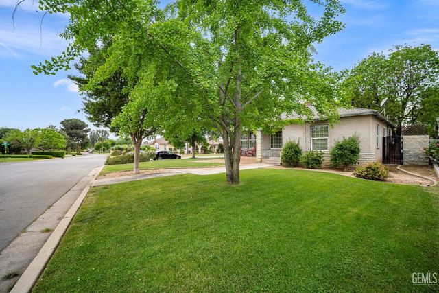 172 La Mesa Drive, Bakersfield, CA 93305