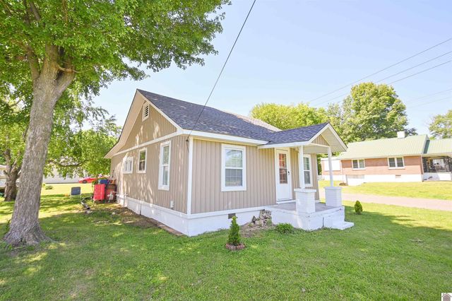 900 Backusburg Road, Mayfield, KY 42066