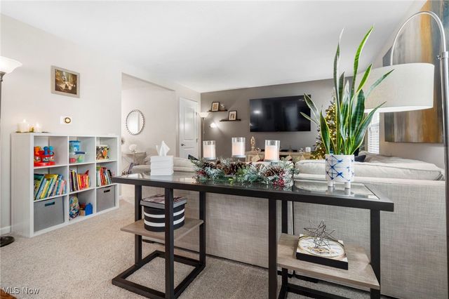 6533 Pine Bluff Avenue NE, Canton, OH 44721