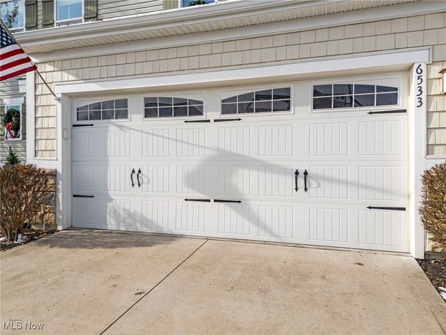 6533 Pine Bluff Avenue NE, Canton, OH 44721