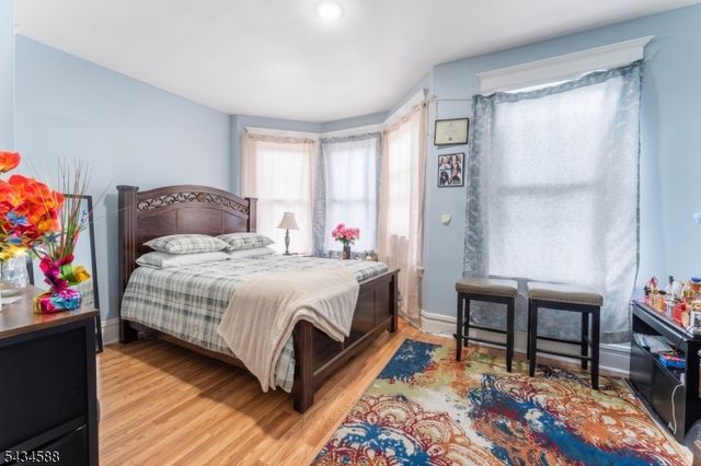 665 Grove St, Irvington Twp., NJ 07111