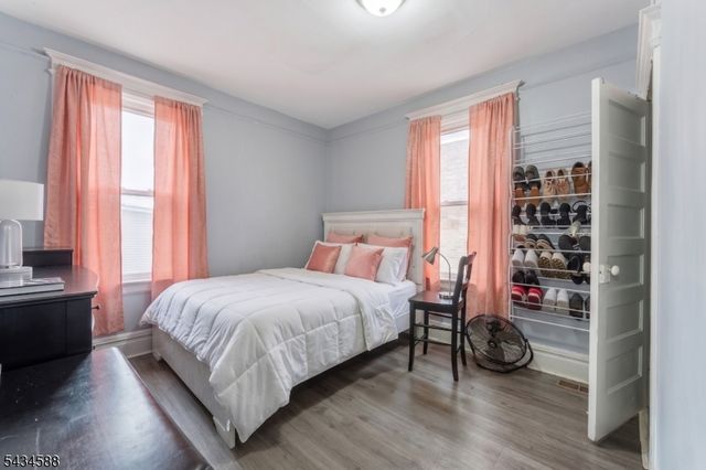 665 Grove St, Irvington Twp., NJ 07111