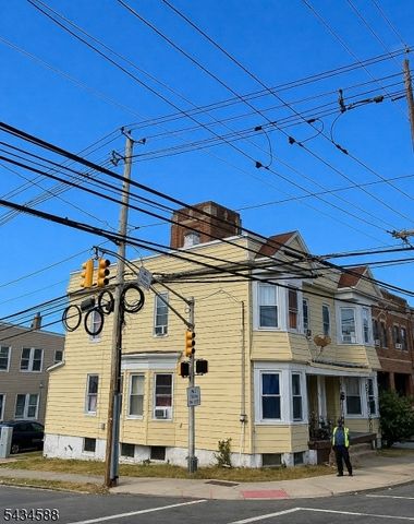 665 Grove St, Irvington Twp., NJ 07111