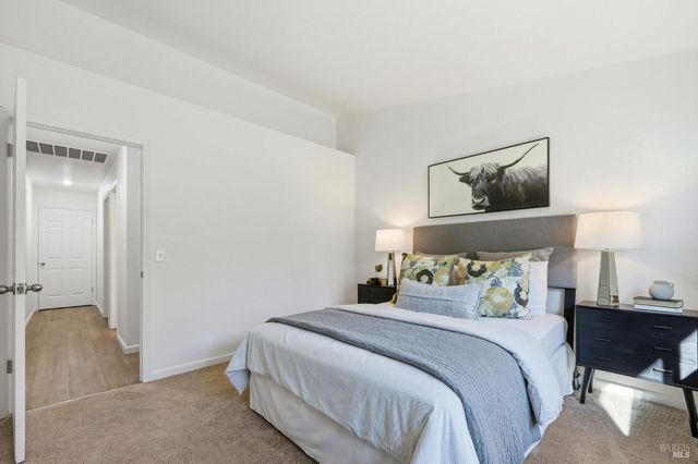 198 Valencia Way, Windsor, CA 95492