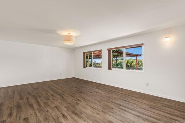 510 Burgasia Path, El Cajon, CA 92019