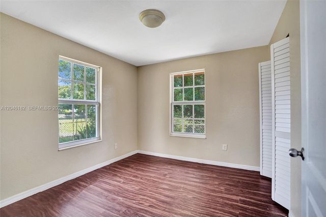727 22nd St B, West Palm Beach, FL 33407