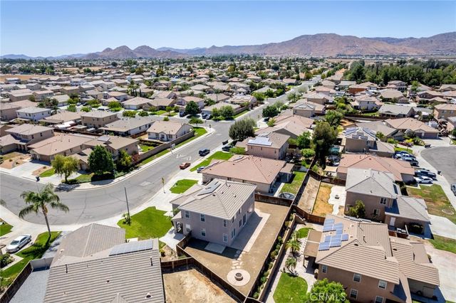1723 Roanoke Street, San Jacinto, CA 92582