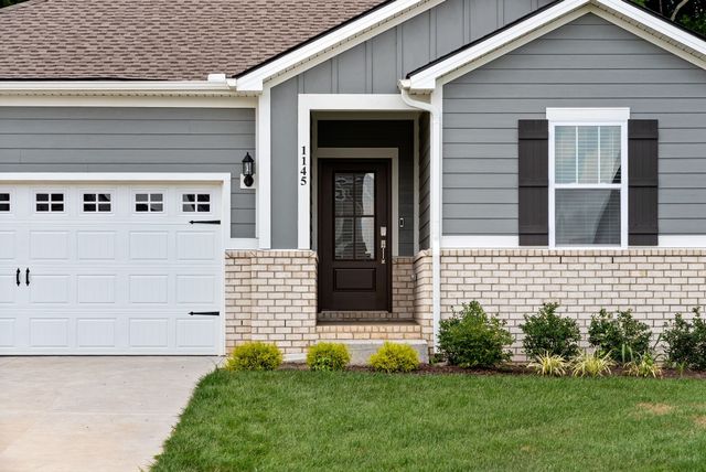 1145 Ross Farms Blvd, Clarksville, TN 37043