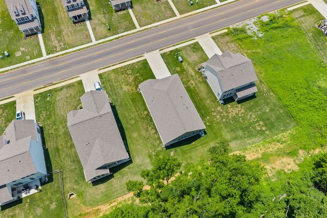 1145 Ross Farms Blvd, Clarksville, TN 37043