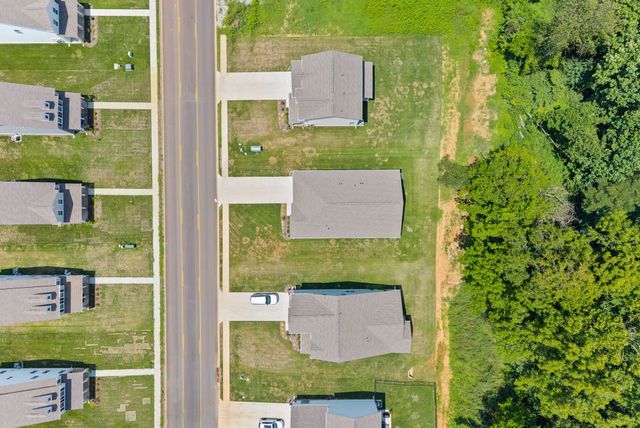 1145 Ross Farms Blvd, Clarksville, TN 37043