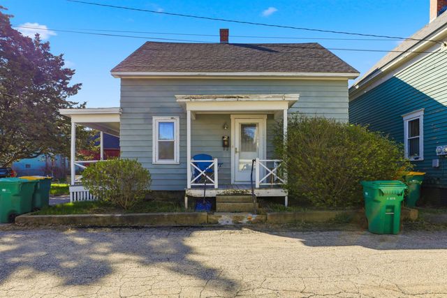 7 Wallace Street, Rochester, NH 03839