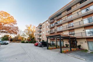 4180 Lyndon Way UNIT 210, Louisville, KY 40207