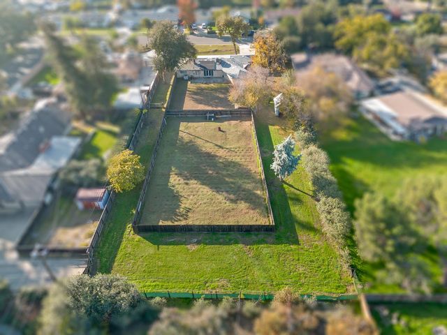 4430 N Teilman Avenue, Fresno, CA 93705