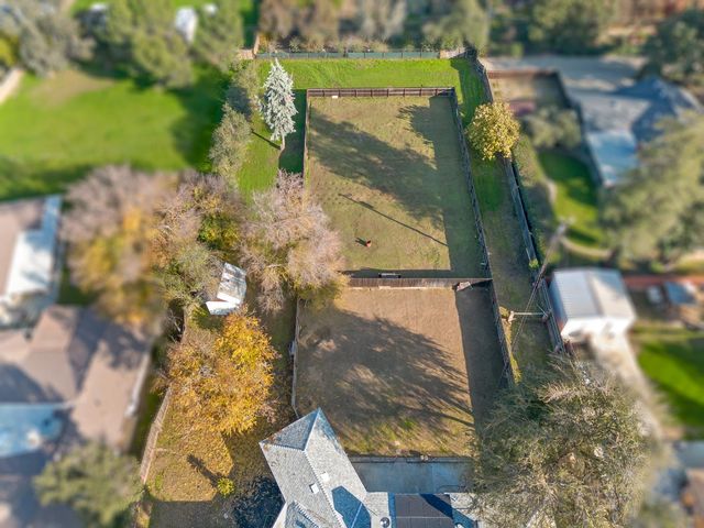 4430 N Teilman Avenue, Fresno, CA 93705