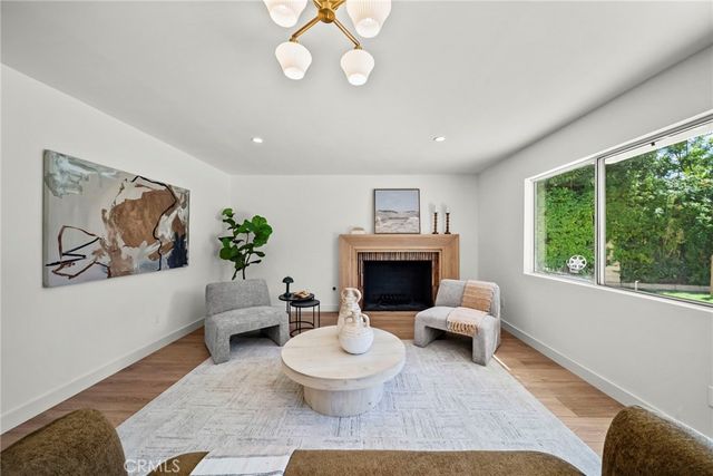 11743 Pala Mesa, Porter Ranch, CA 91326