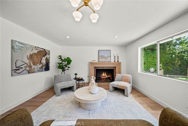 11743 Pala Mesa, Porter Ranch, CA 91326