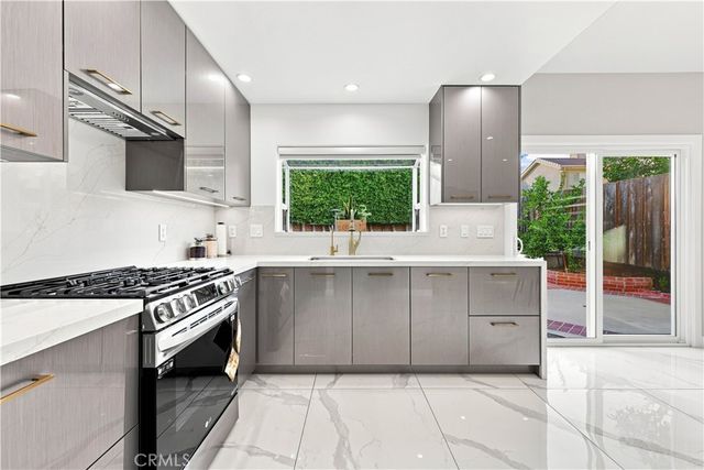13638 Dronfield Avenue, Sylmar, CA 91342