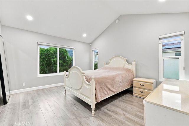 13638 Dronfield Avenue, Sylmar, CA 91342
