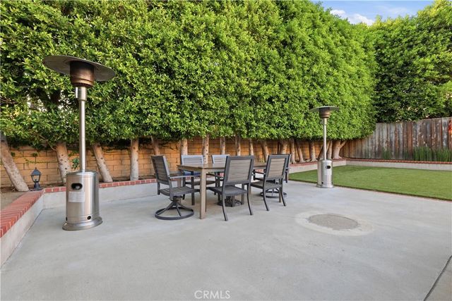 13638 Dronfield Avenue, Sylmar, CA 91342