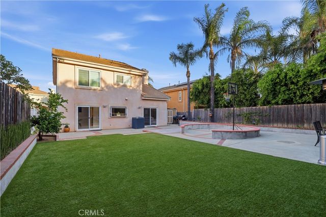 13638 Dronfield Avenue, Sylmar, CA 91342