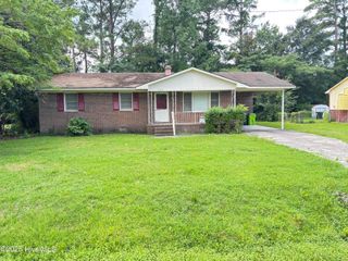 3021 Madison Avenue, New Bern, NC 28562