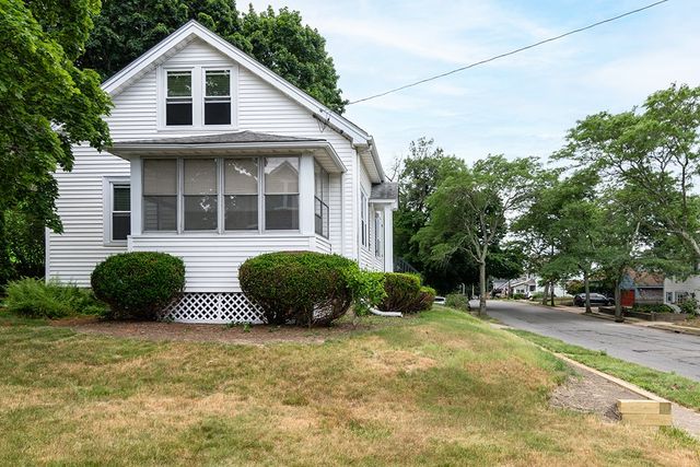 1402 S Broadway, East Providence, RI 02914