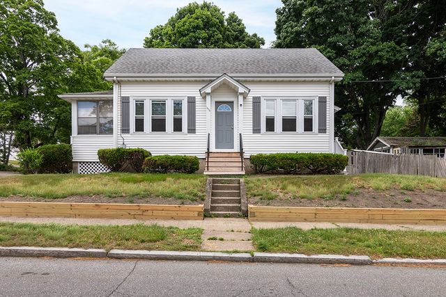1402 S Broadway, East Providence, RI 02914
