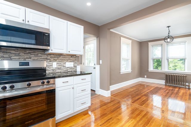1402 S Broadway, East Providence, RI 02914