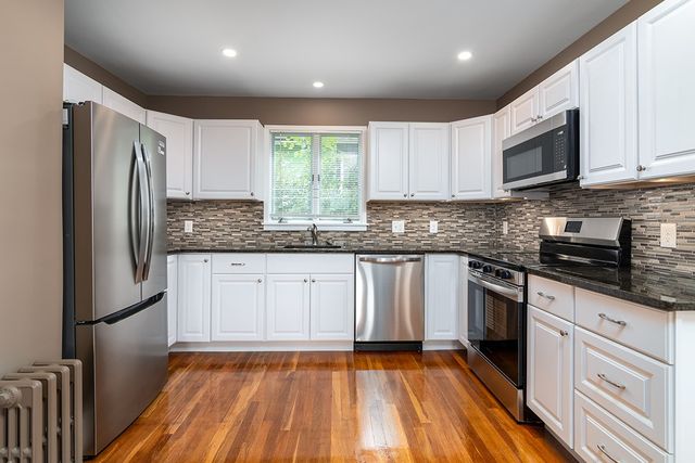 1402 S Broadway, East Providence, RI 02914